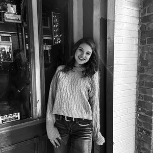 Meet your Posher, Abby